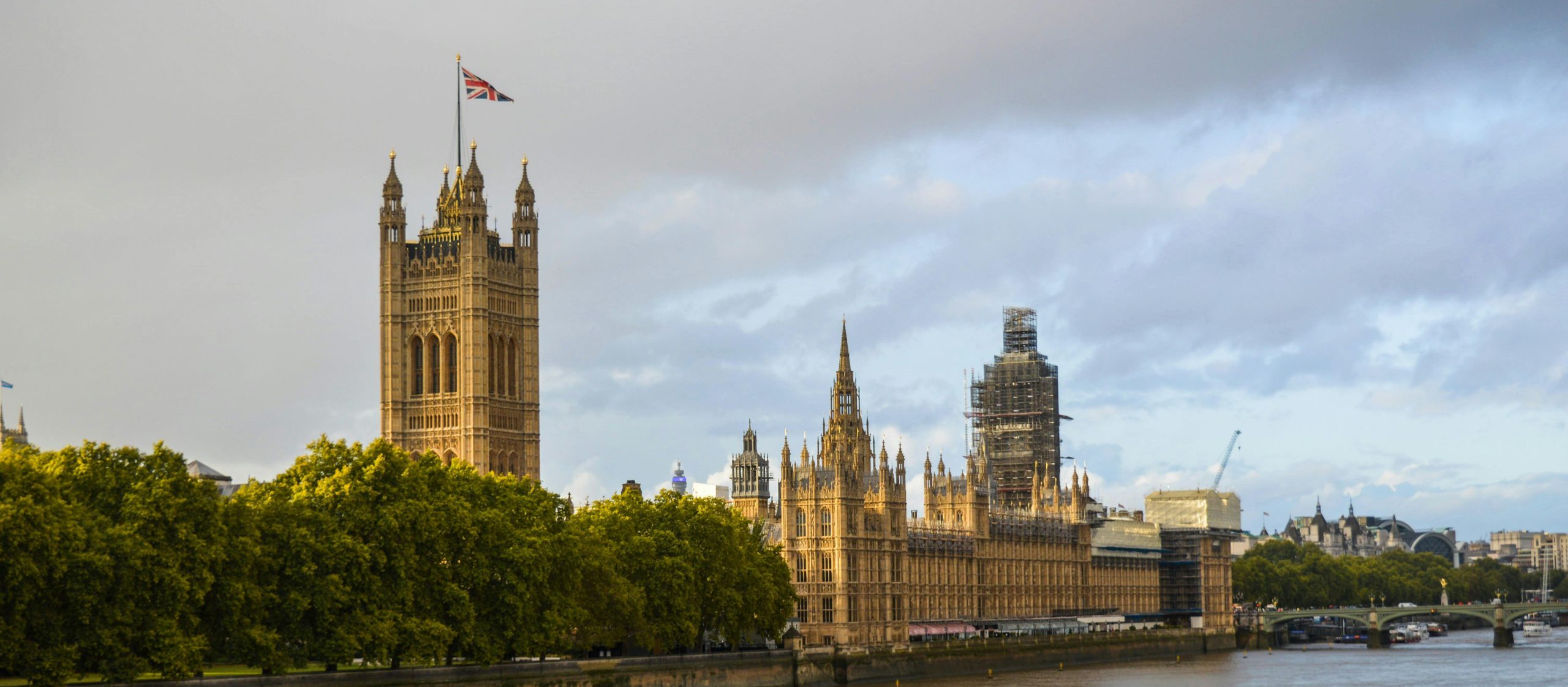 Luke briefed by Armed Forces Minister on Middle East crisis