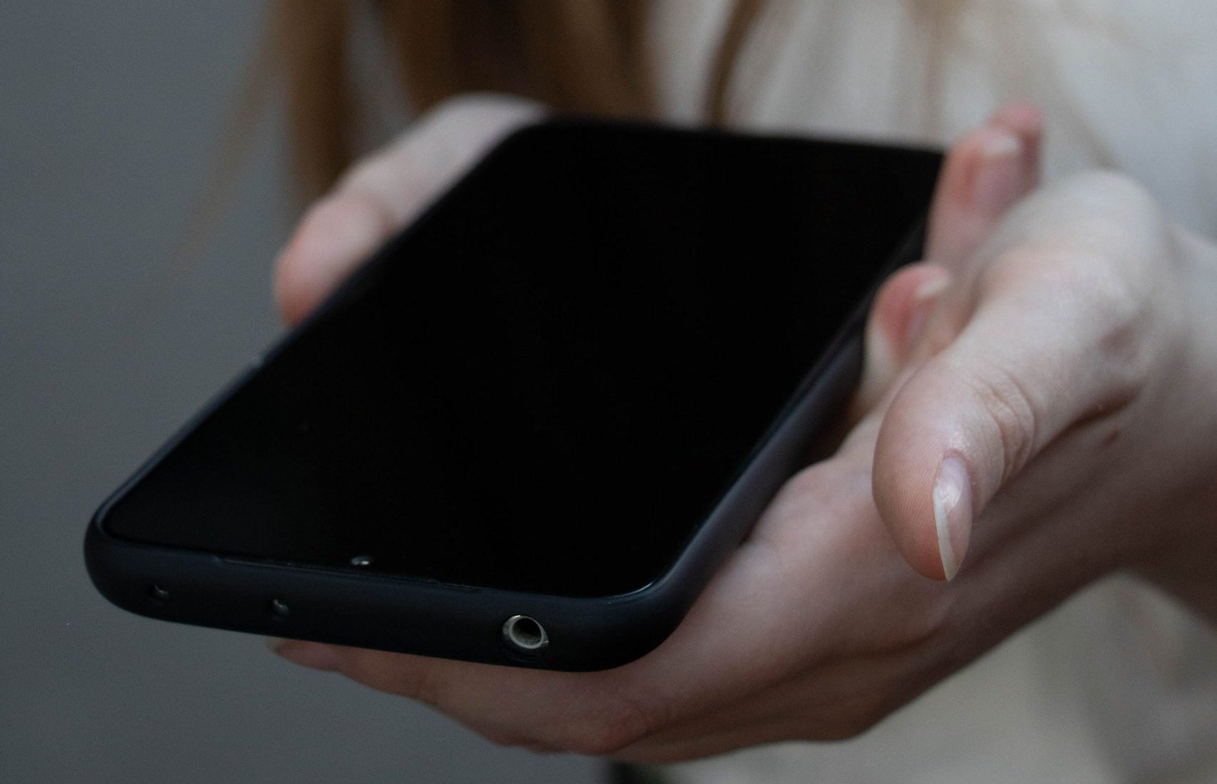 Domestic abuse experts now in 999 control room